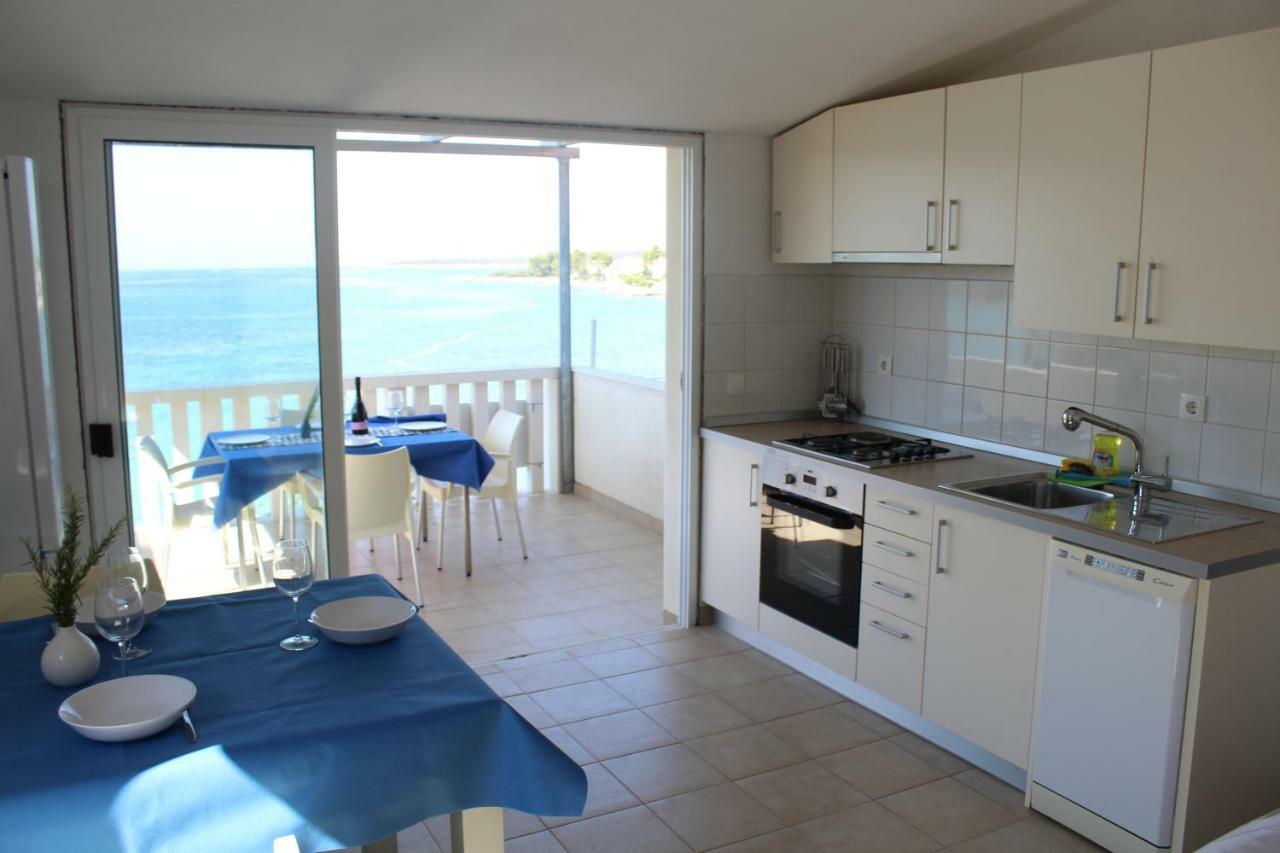 Apartments Andrea Vela Luka Extérieur photo