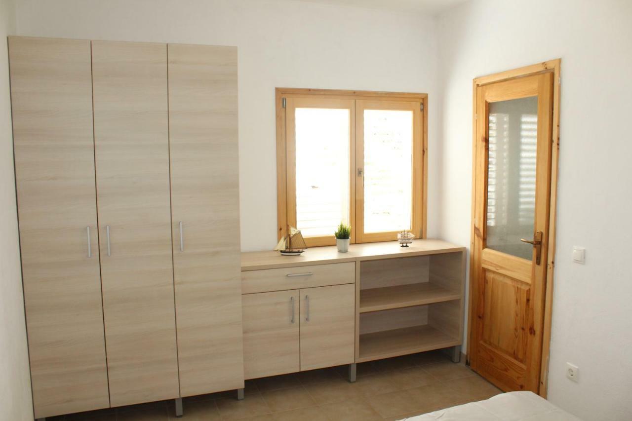 Apartments Andrea Vela Luka Extérieur photo