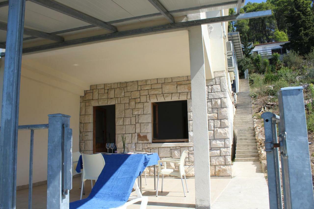 Apartments Andrea Vela Luka Extérieur photo