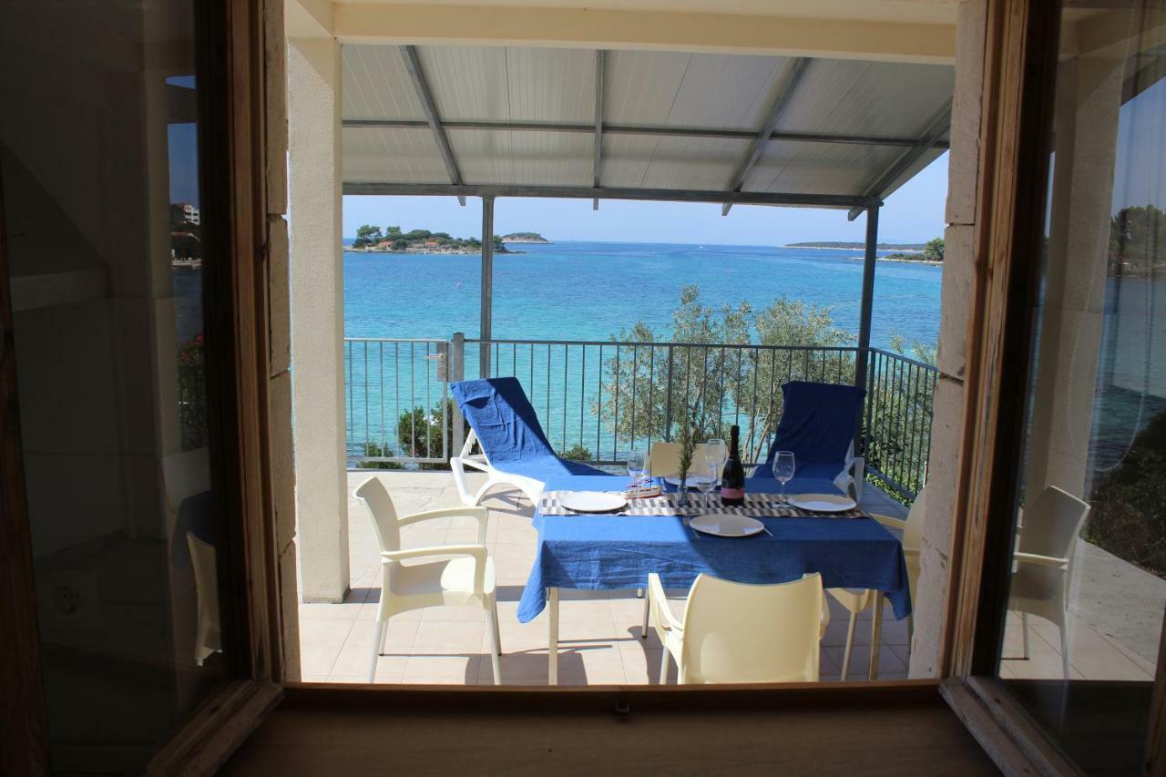 Apartments Andrea Vela Luka Extérieur photo