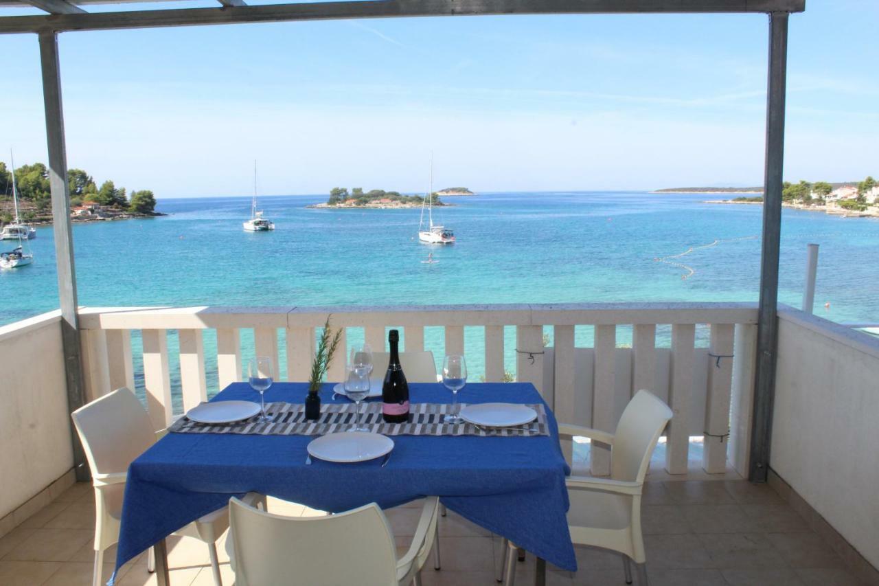 Apartments Andrea Vela Luka Extérieur photo
